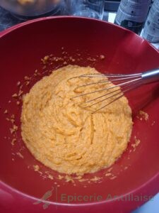 Gâteau à la patate douce maison, moelleux et doré
