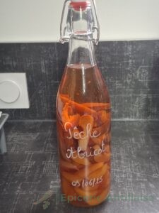 Rhum Arrangé Pêche Vanille Abricot : Macération Rapide et Parfumée (6 Semaines)